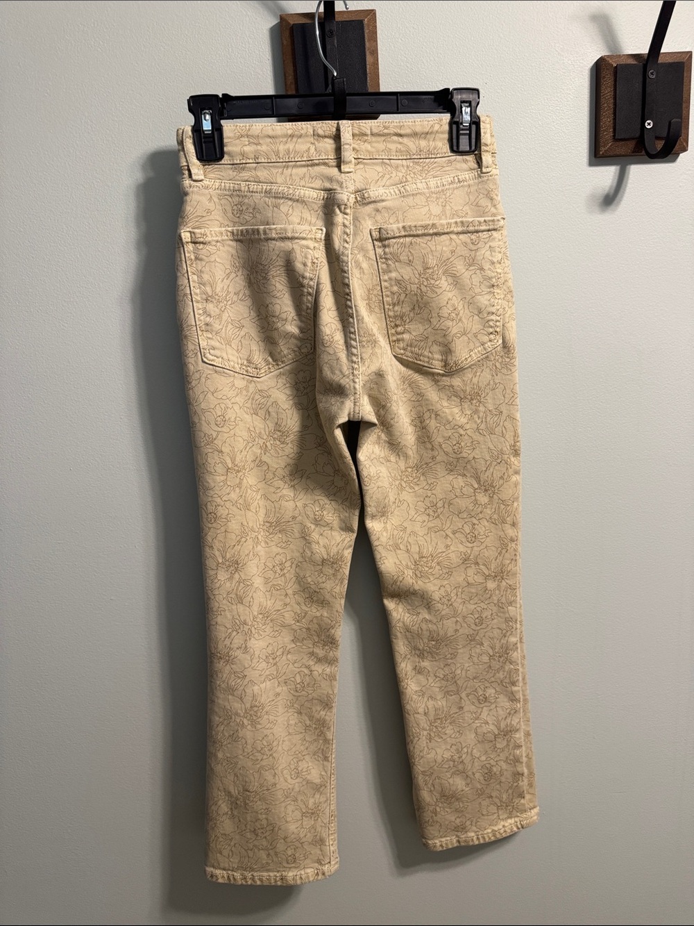 Zara Cream Floral-Print Straight Jeans - Picture 4 of 6